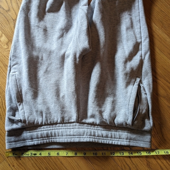 All in Motion Medium Gray Tapered Sweatpants w/ Drawstring & Zippered‎ Pockets - Picture 8 of 9